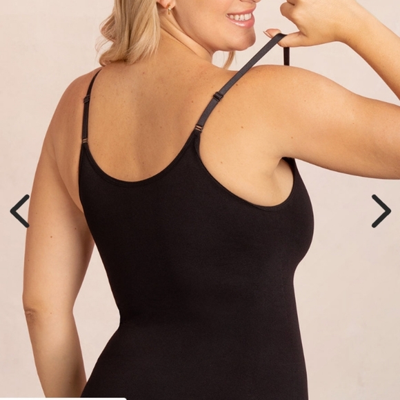 Variety of New Shapermint Essentials All Day Every Day Scoop Neck Cami/Tanks - Picture 3 of 15